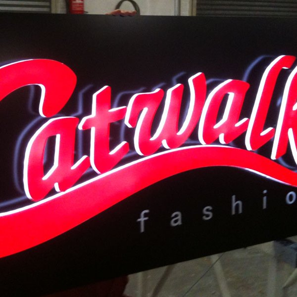 Catwalk led letters rood